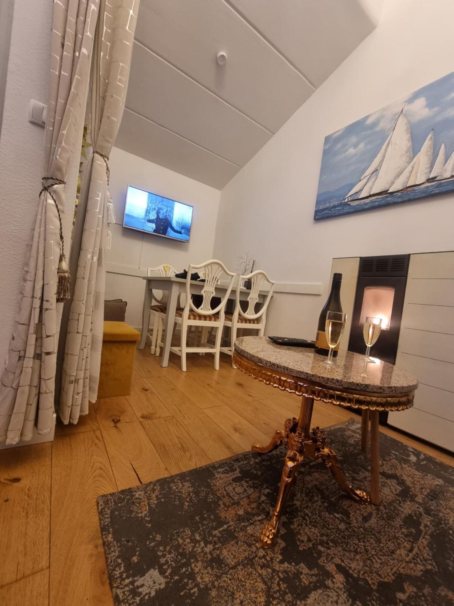 Apartment Golden Sun, Novigrad, Istria, Croatia Novigrad  Bagian luar foto